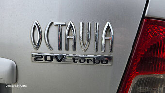 Škoda Octavia 1.8 T Elegance - 7