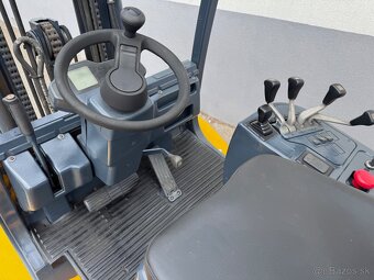 Vysokozdvižný vozík Jungheinrich 3t LPG triplex GO - 7