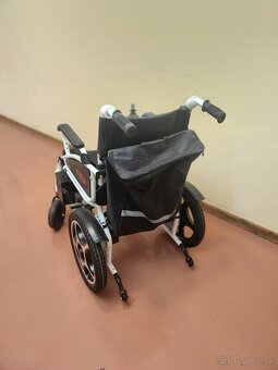 Elektrický invalidný vozík - 7