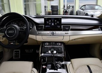 Audi S8 PLUS 4.0TFSI MAX VÝBAVA 2xKOLA 445 kw - 7