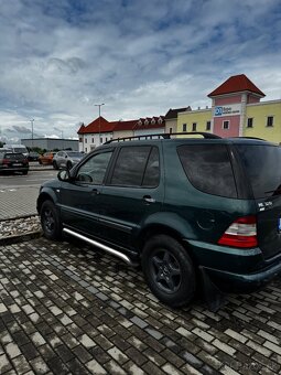 Predam Mercedes-Benz - 7