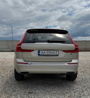 Volvo XC60 D5 Momentum AWD A/T - 7