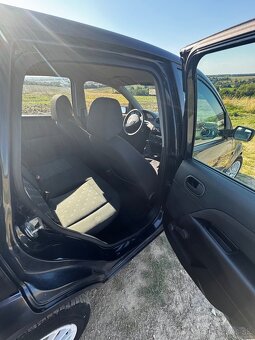 Ford fiesta MK5 - 7