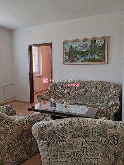 Predaj 3 izbový byt Brezová pod Bradlom - 7