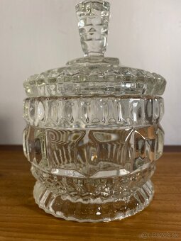 Sklenene dozy a svietniky - 7