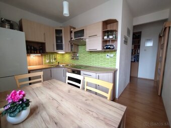 Predám 3 izbový byt - 7