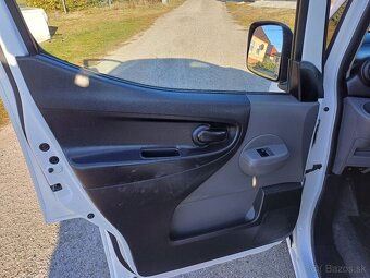 Predám Nissan NV200,7 miestny,1.5dci, 66kw,rok výroby 2010,n - 7