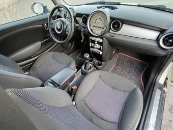 Mini Cooper Clubman 1.6D - 7
