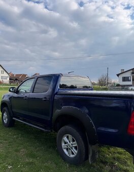 Toyota Hilux - 7
