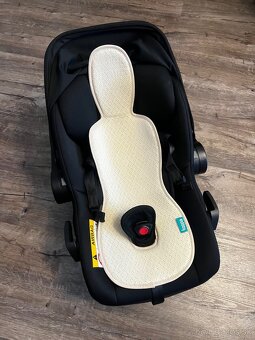 Sedacka zo základnou - 7