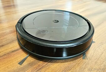 Predám i-Robot Roomba Combo - 7