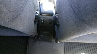 Predám Citroen Xsara Exklusive na náhradné diely v celku - 7