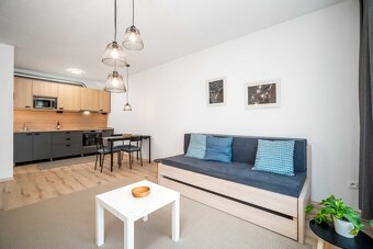 Rínok Rača nová garsónka 40m2 + balkón, s parkovaním - 7
