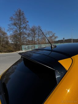 Peugeot 208 - 7