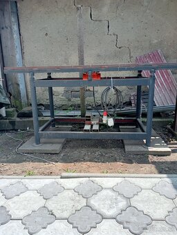 Vibračný stôl - 7