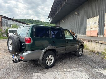 Nissan Terrano 2.7 TDi 92kw 4x4 - 7