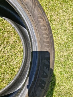 Predám letnú pneumatiku 255/45R19 100V Goodyear SUV - 7