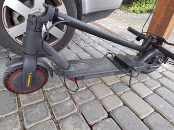 Elektrická kolobežka Xiaomi Pro 2 - 7