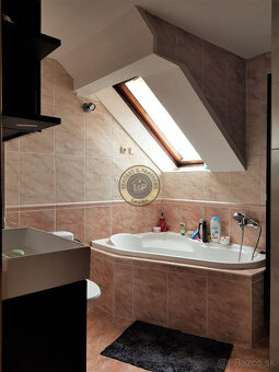 PREDAJ 5izbový rodinný dom Rajka - 7