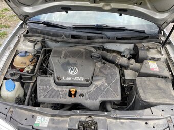 VW Golf 1.6 - 7