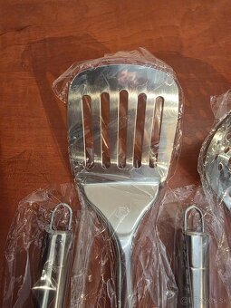 Nerezová sada kuchynského náradia (5 kusov) - 7