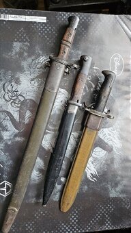 Bodáky USA NEMECKO - 7