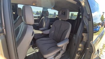 Chrysler Voyager 2,5crdi - 7