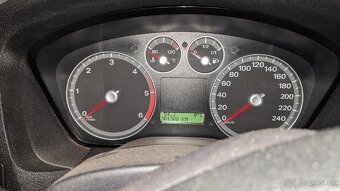 Ford Focus 2.0 100KW TDCI - havarovany, utrhnute 1 koleso - 7
