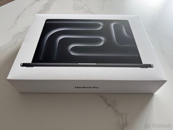 MacBook Pro 16” M3 Pro 36GB 512GB - 7