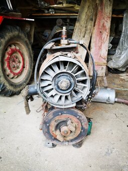Motor Slávia 1D80 - 7