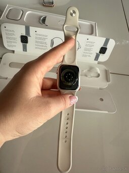 Apple Watch series 8 - Starlight (45 mm) - 7