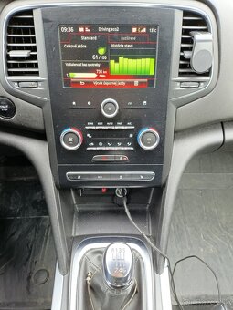 Renault Megane Grand Coupe TCe 115 GPF (85kW), benzín - 7