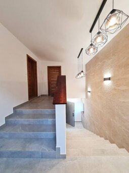 Výnimočný, luxusný, nový 4-izb. byt, centrum Záh. Bystrice - 7