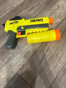 Predám NERF - 7