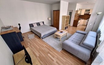 PREDAJ - 1. izbový byt - Tomášikova ulica - Nové Mesto - 7