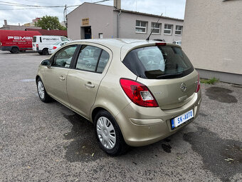 Opel Corsa 1.4 16V Cosmo A/T - 7