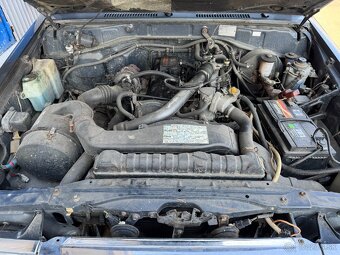 Náhradne diely Toyota Land Cruiser LJ73 LX 2.5td - 7