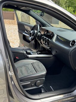 Mercedes-Benz GLA 200 AMG 4MATIC A/T - 7