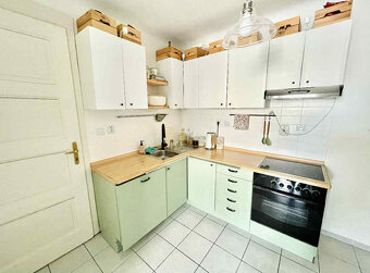 Prenájom 2 izbového bytu na ulici Dobrovského Bratislava I - 7