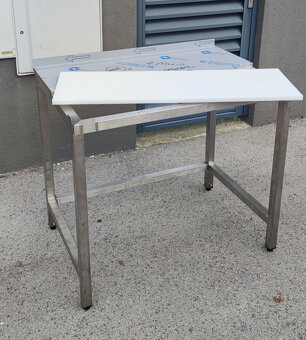 nerezové pracovné stoly, rozrábkové, nerezová oceľ - 7
