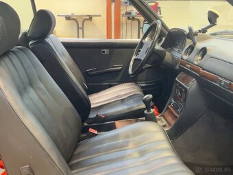 Mercedes 230C + 230 CE , W123, oba manuál - 7