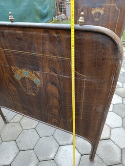 Kovová starožitna posteľ - 7