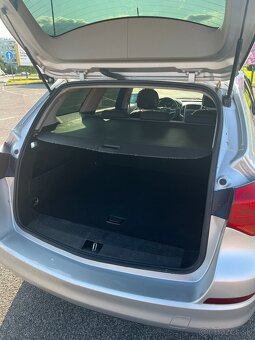 Opel Astra Kombi 2012 - 7