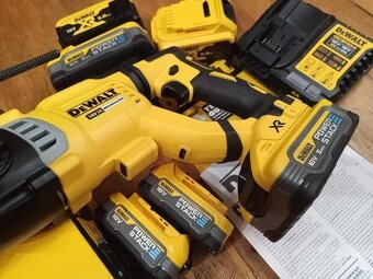 Nové vrtací kladivo DeWALT DCH263 bez baterie a nabíječky - 7