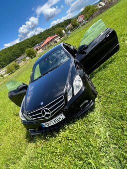 Mercedes benz E - 7