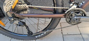 29 Bergamont Revox 7, 2x11 veľ. XL /od 178cm/,rockshox - 7