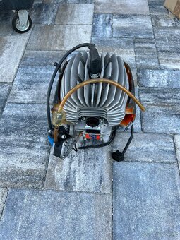 Závodná motokára - 7