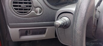 Renault Clio - 7