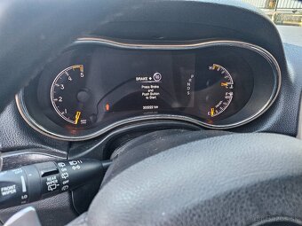 Predám jeep grand cherokee - 7
