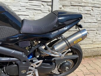 TRIUMPH 1050 - 7